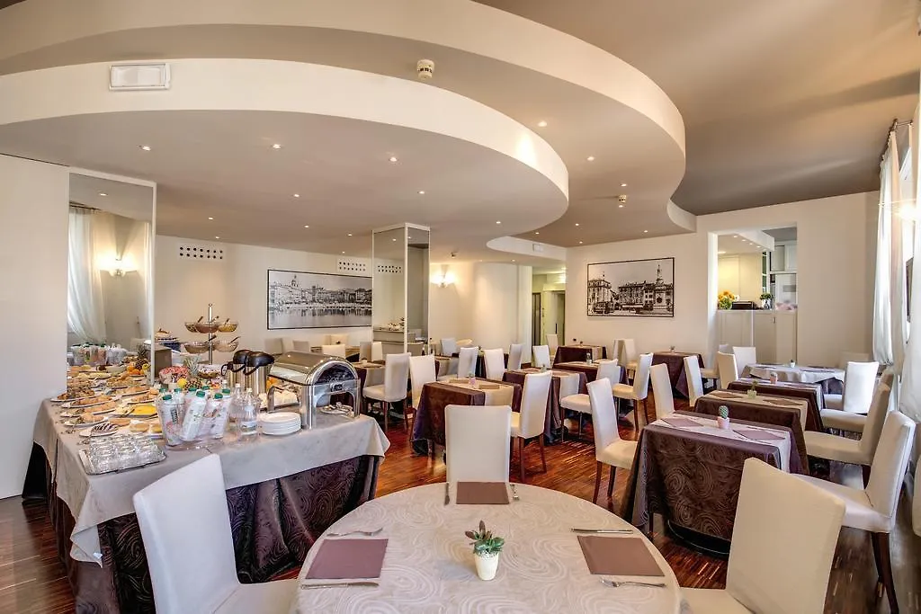 Albergo Firenze Como Hotel