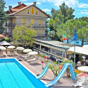 la-riserva-di-castel-dappio.hotelitalianriviera.com/