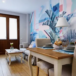 Lora Luxury House Apartment