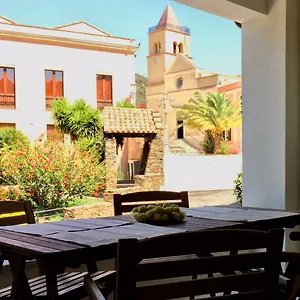 Apartment Vacanze La Pavoncella Teulada